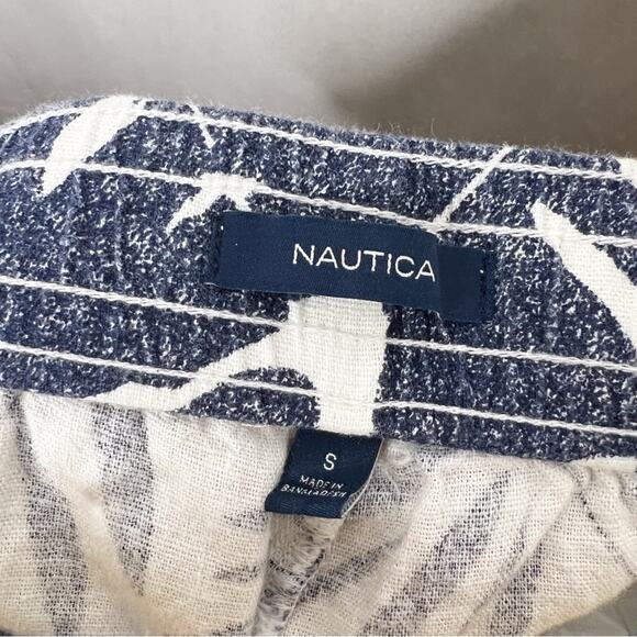 NAUTICA  / white blue palm floral printed pull on linen blend shorts / S - Picture 4 of 6